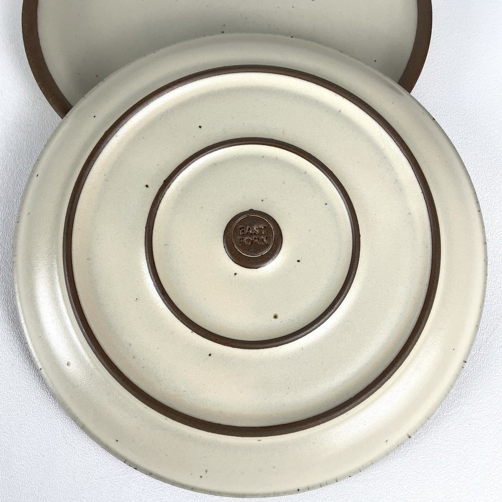 East Fork Pottery Panna Cotta 2 Dinner Plates (10.5") Brown Fleck Tan Rim - Picture 3 of 6